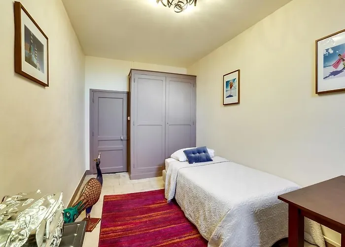 Le Seigneur De * Bons-Tassily