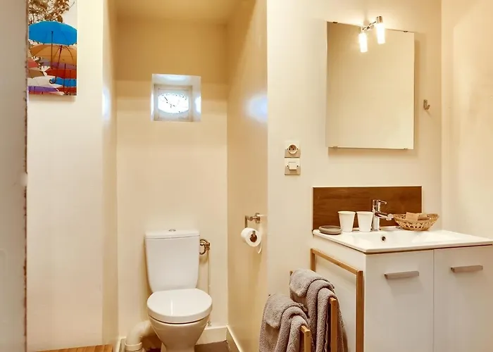 Apartment Le Seigneur De Bons-Tassily