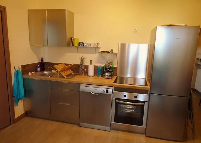 Le Seigneur De Apartment Bons-Tassily